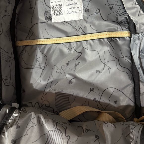 Hiking/Camping Backpack with Essential bag - Picture 4 of 11